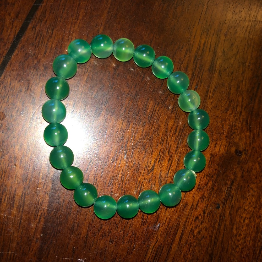 Dyed Jade Stretch Bracelet